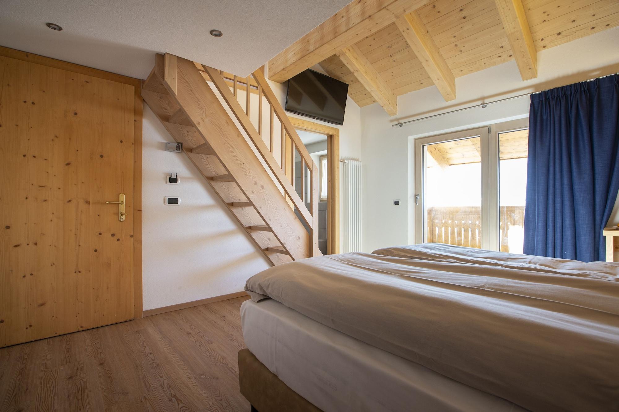 Hotel "La Suisse" リヴィーニョ エクステリア 写真